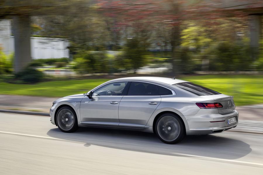  Volkswagen Arteon Elegance 2017 года  (WW) (фото 16 из 70)